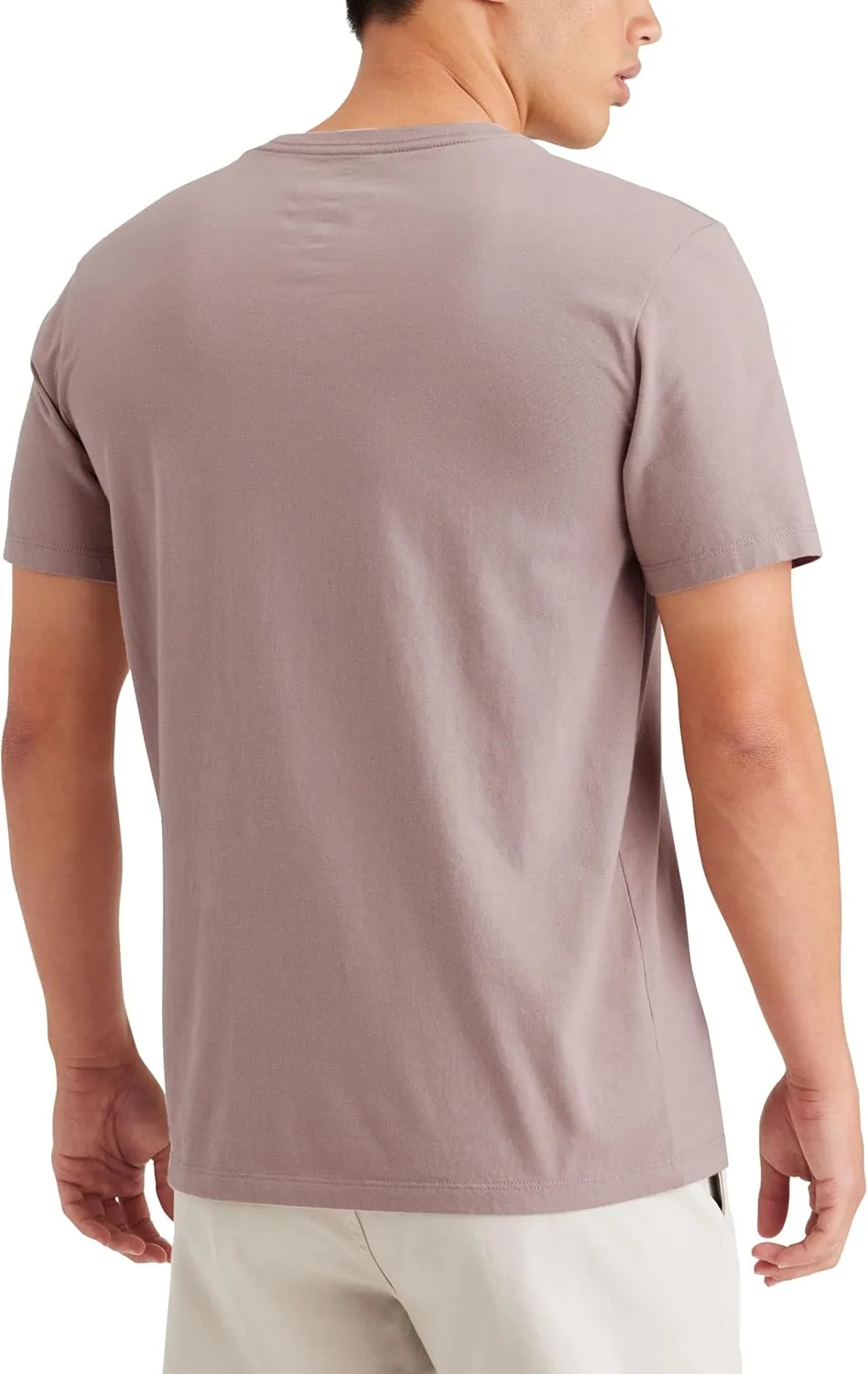 Dockers Men's Slim Fit Short Sleeve Chest Logo Crew Tee Shirt